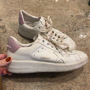 Golden Goose Pure Star sneaker in pink and white!